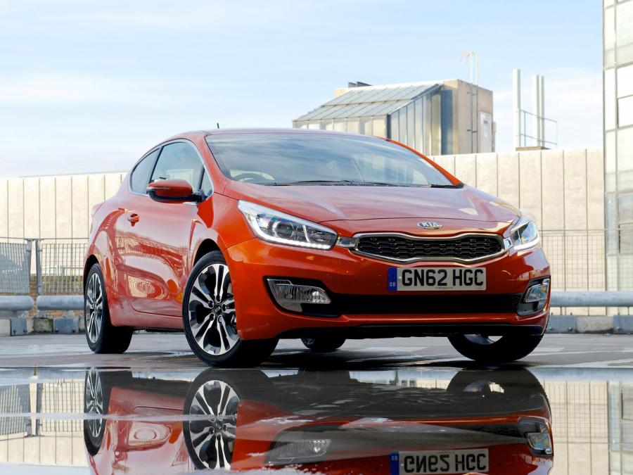  Kia pro_cee&rsquo;d EcoDynamics 2013 года  (UK) (фото 11 из 18)
